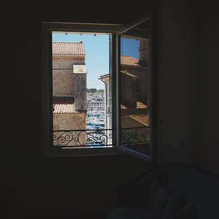 Bleu Duplex With Sea View * لا سيوتا