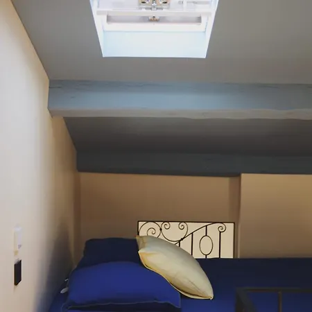 Bleu Duplex With Sea View