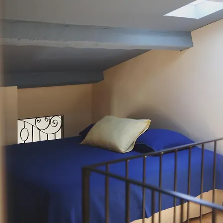 Bleu Duplex With Sea View شقة *